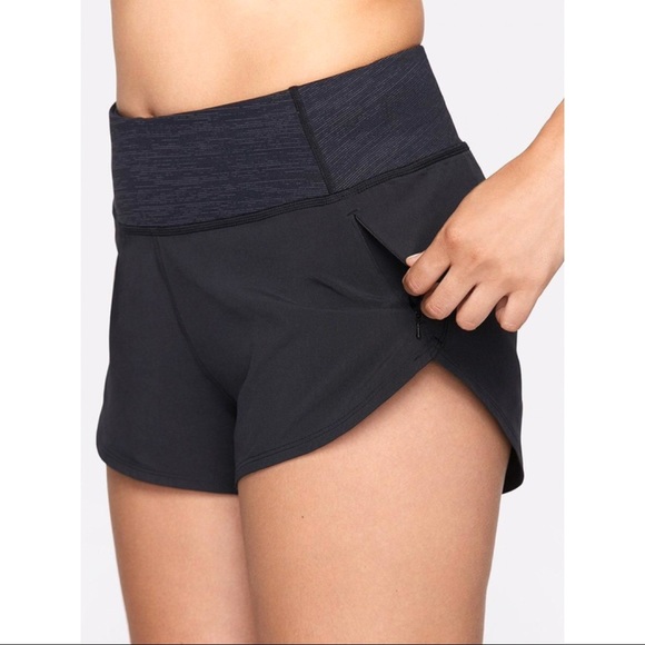 Outdoor Voices Pants - NWOT Outdoor Voices Hudson Shorts